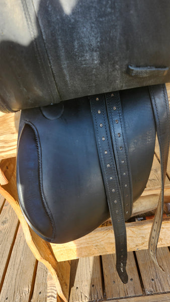 17" Crosby Dressage Saddle
