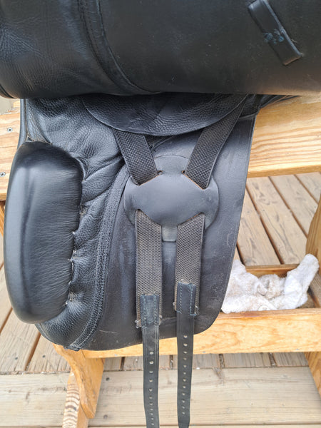 17.5" Klimke Dressage Saddle