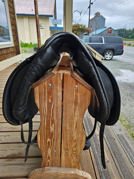 17.5" Karl Niedersuss Olympik Dressage Saddle