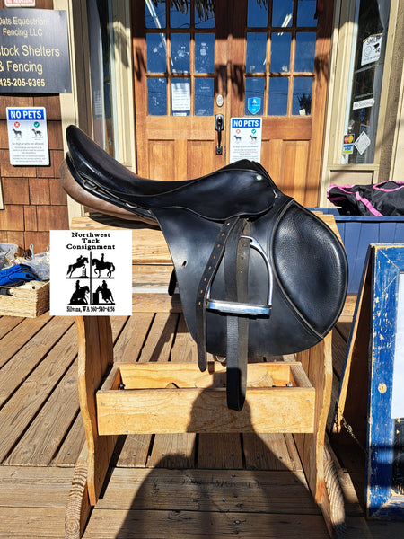 18" Berney Bros Close Contact Saddle