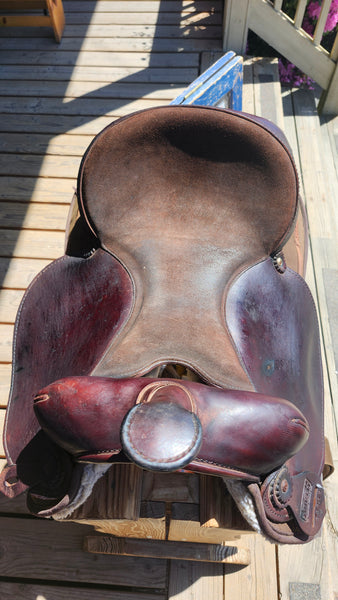 15" Amtech Western Trail Saddle