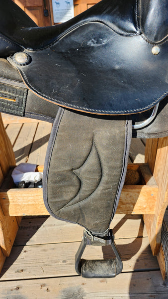 15.5" Big Horn Synthetic Arabian Cordura Saddle