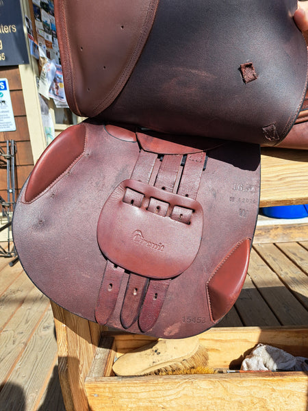 16.5" Dover Circuit Jump Saddle