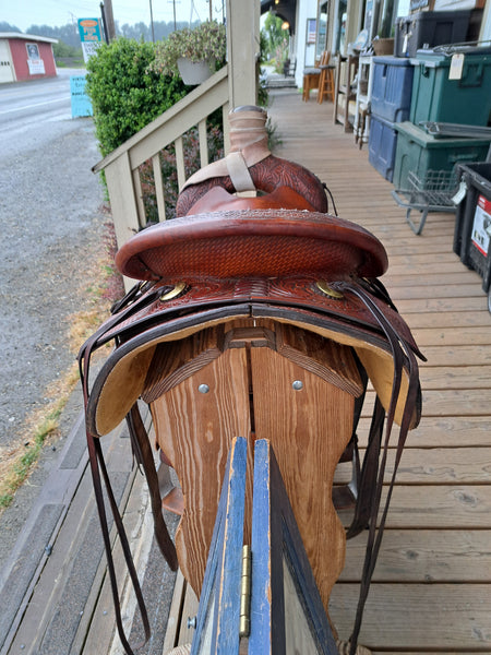 ON TRIAL 15.5" Circle Y All Around Roping Saddle