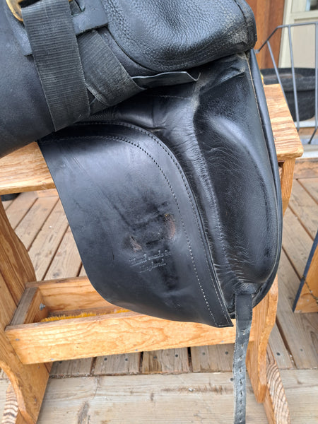 18.5" Borne Dressage Saddle