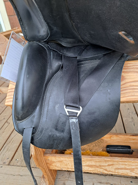 17" Custom Saddlery Steffen's Advantage Dressage Saddle
