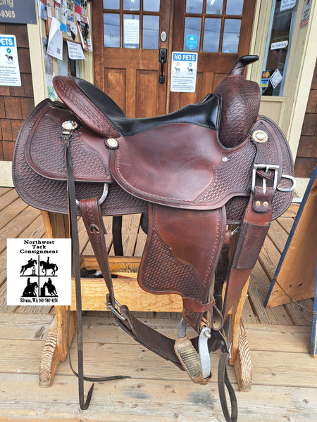 15.5" Crates Classic Reiner Saddle