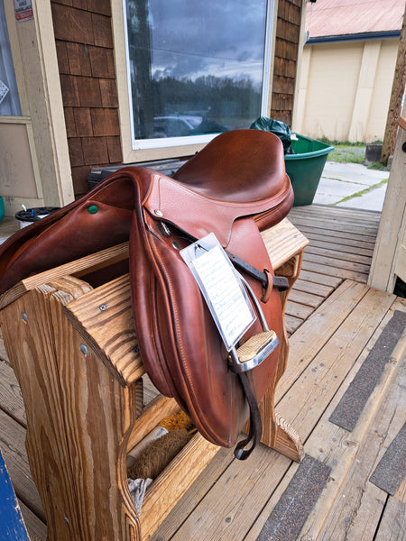 16.5" Amerigo Jumping Saddle