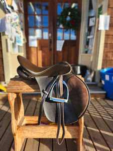 17" Wintec All Purpose English Saddle