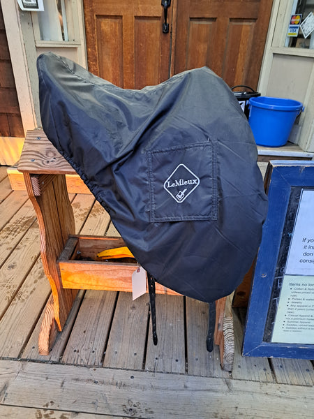 17.5 Kent and Masters Original Dressage saddle