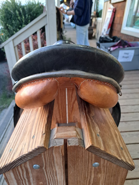 18" Stubben Romanus Dressage Saddle