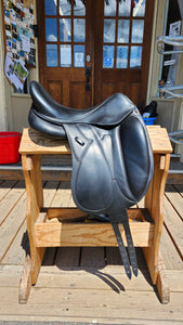 17.5" Devoucoux Makila S Dressage Saddle