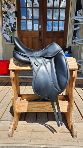 17.5" Devoucoux Makila S Dressage Saddle