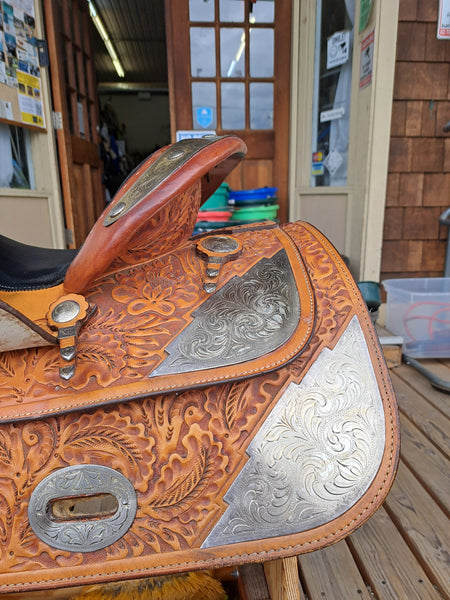 15.5" Big Horn Equitation Saddle
