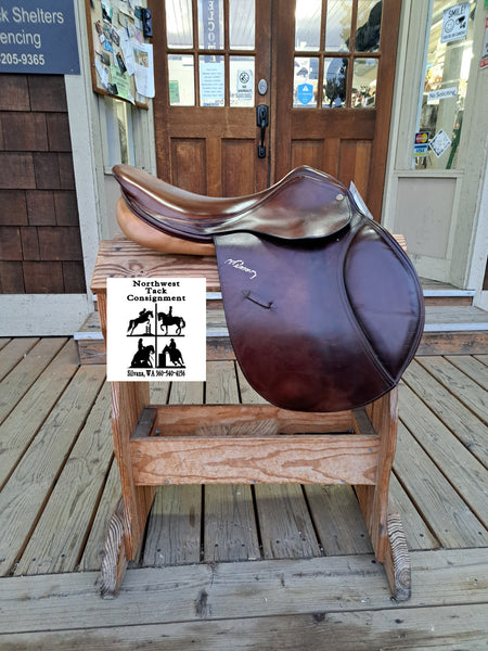 18.5" Pessoa Close Contact Jump Saddle
