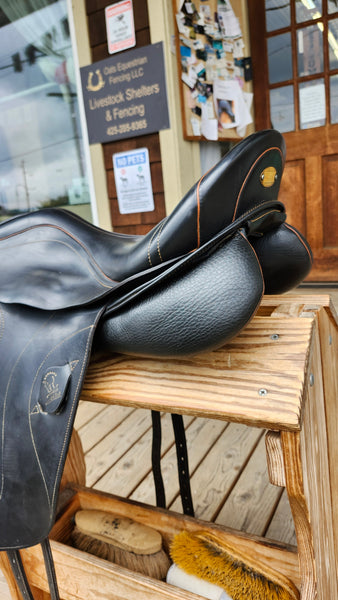 18" Zaldi Drim Atlanta Dressage Saddle
