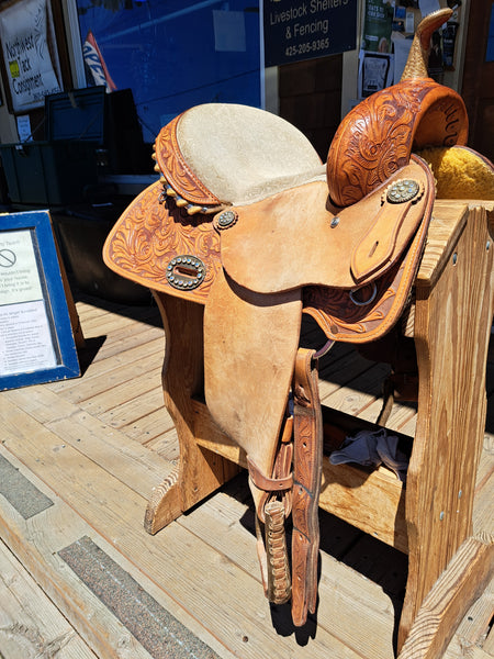 14" Alamo Barrel Saddle
