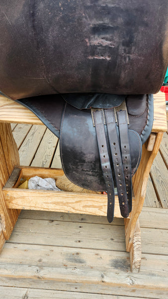 21" Blue Ribbon Cutback Saddleseat Saddle