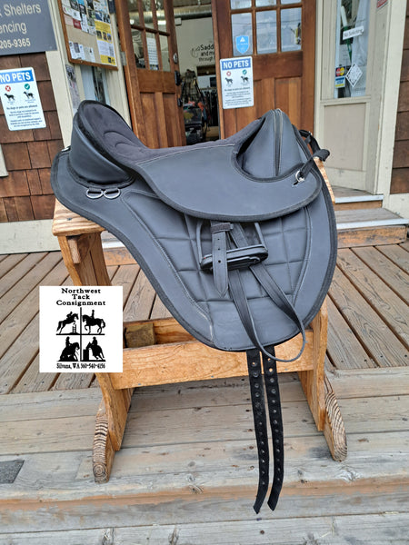 16" Treeless Endurance Saddle