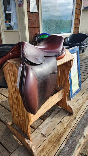17.5" Crosby Prix de Nations Jump Saddle