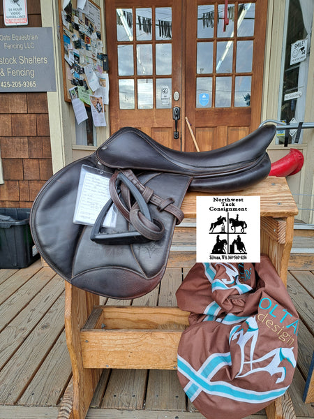 ON TRIAL 18" Voltaire Stuttgart Jumping Saddle