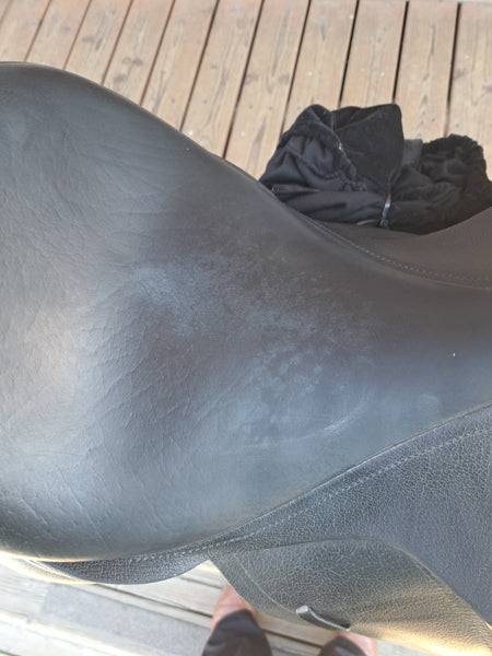 17.5" Custom Saddlery Advantage R Monoflap Dressage Saddle