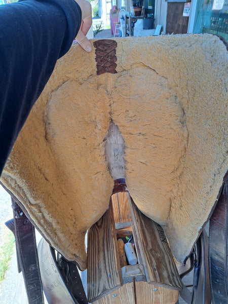 16" Billy Cook Roping Saddle