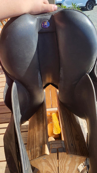 15-16" Wintec Australian Stock Saddle
