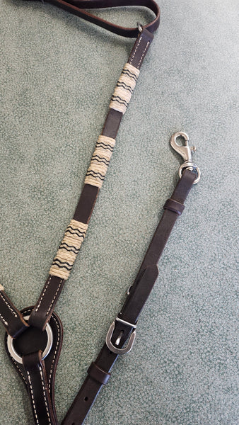 Oxbow Breastcollar