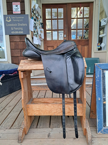 18" Trilogy Amadeo Elite Dressage Saddle
