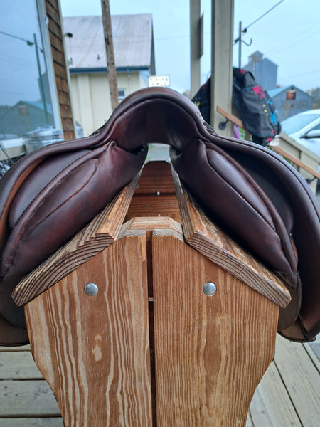 17.5 Custom Saddlery Monte Carlo Jump Saddle