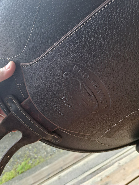 17.5" Intrepid Pro-Trainer Close Contact Saddle