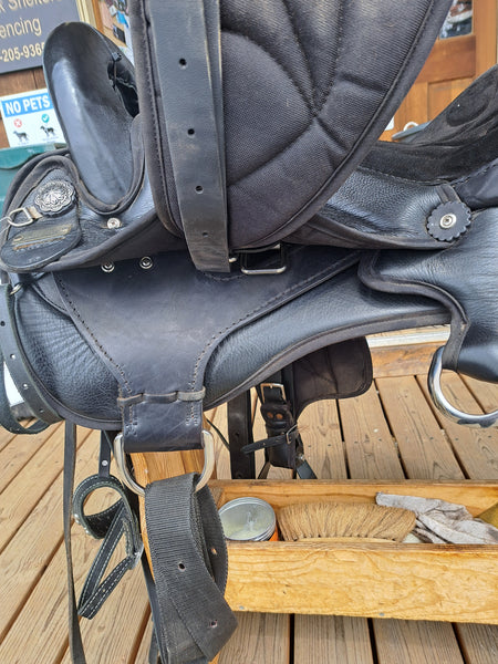 17" Friesian Marketplace Endurance Saddle