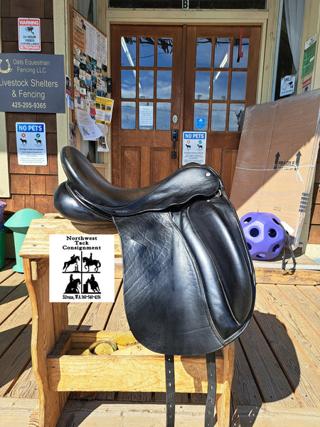 17.5" Custom Saddlery Wolfgang Solo Dressage Saddle
