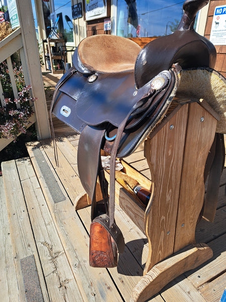 17" King Series Lightweight All Around Western Trail Saddle