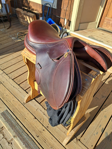 17" Peter Horobin Close Contact Saddle