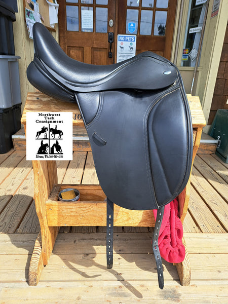 17.5" Thorowgood Dressage Saddle