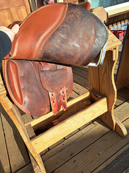 15" HDR Club Close Contact Jumping Saddle