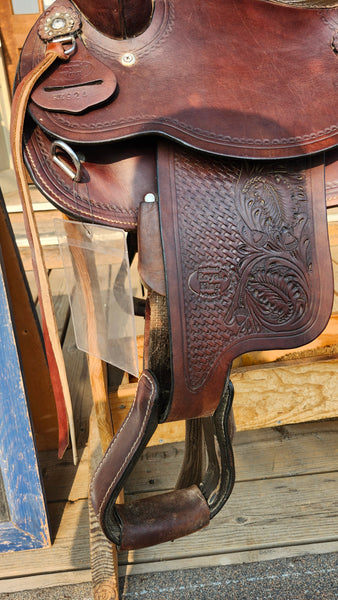 13.5" Royal King Youth western saddle
