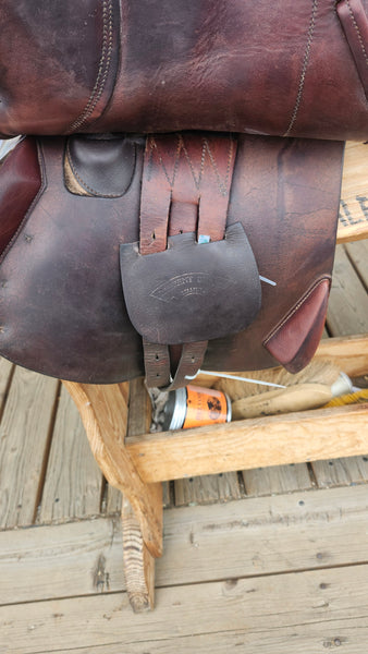16.5" L. Bierry Jumping Saddle