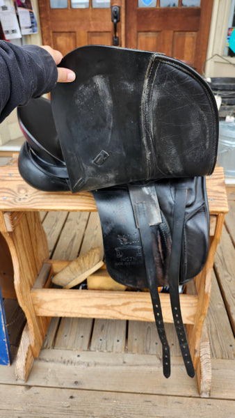 17.5" Albion Original Comfort Dressage Saddle
