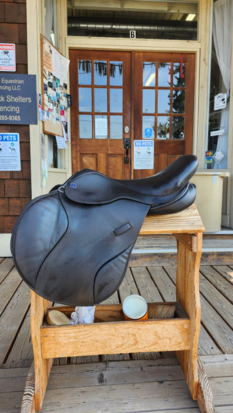 18" Hastilow & Sons Berwick Jump Saddle