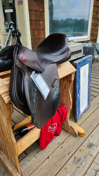 18" Albion K2 Jumping Saddle