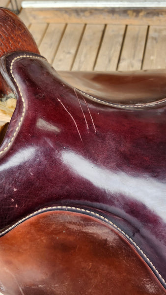 16" Crates Mustang Trail Saddle