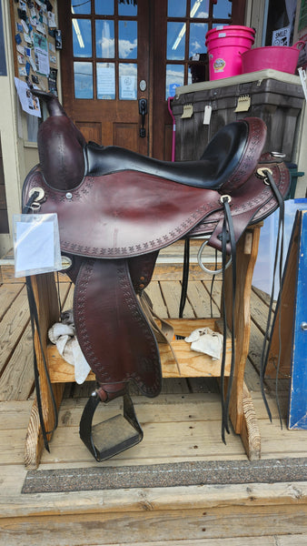 17" Circle Y Alabama Trail Gaiter saddle