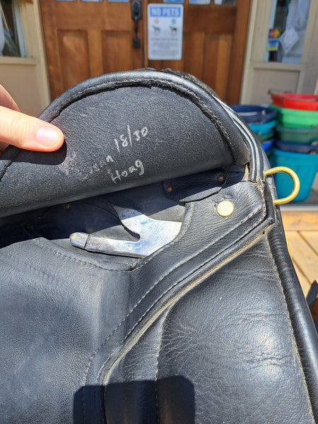 18" JRD Dressage Saddle
