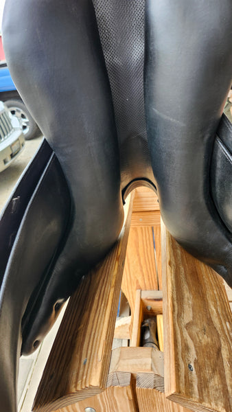 17" Prestige X-Technology Dressage Saddle