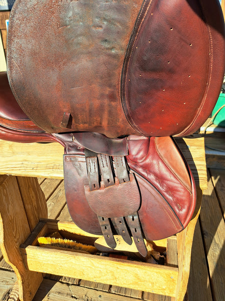 17.5" County Stabilizer XTR Jump Saddle