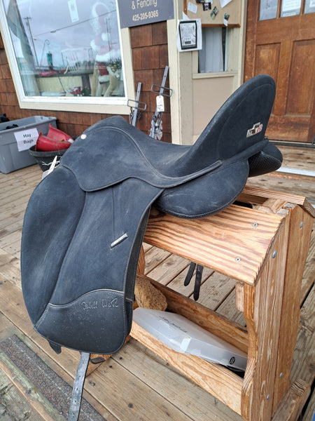 17.5" Wintec Isabell Werth Dressage Saddle