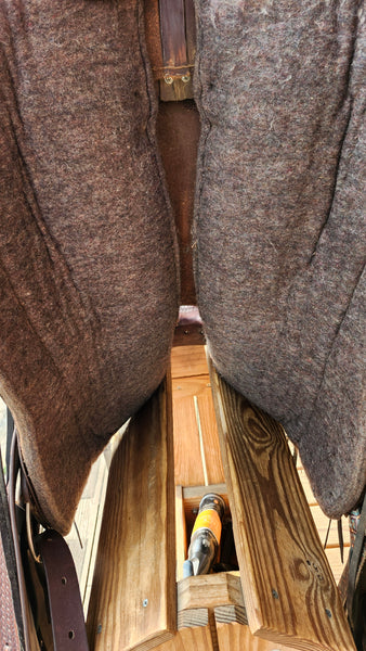 17.5" Tucker Square Skirt Western Trail Saddle